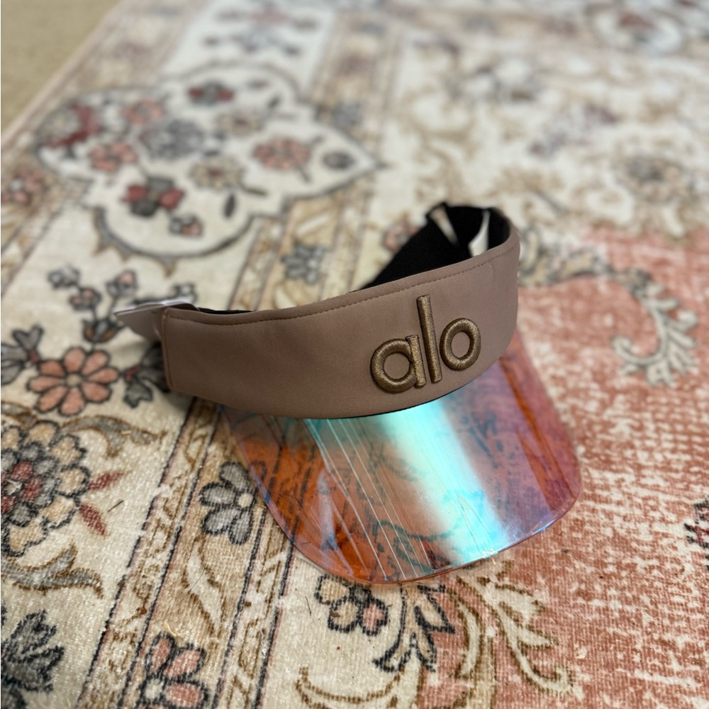 ALO Yoga Taupe and Holographic Visor Hat